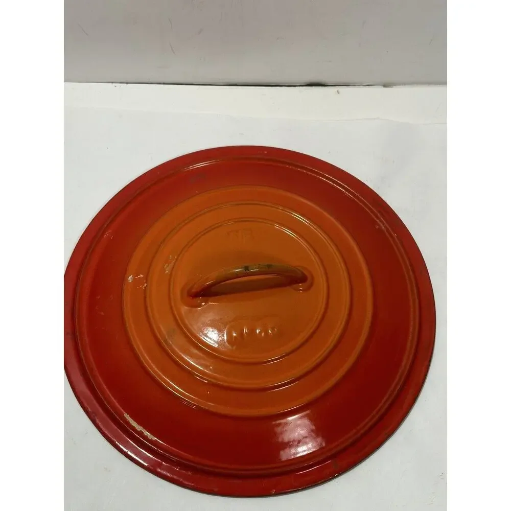 Vintage DESCOWARE Cast Iron LID FE BELGIUM No 6 Flame Red Orange ENAMEL Fits 7”‎